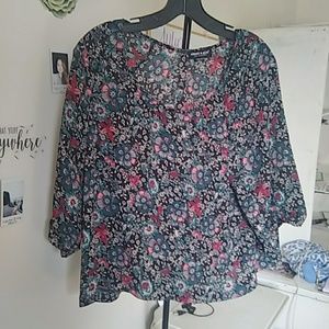 Floral top